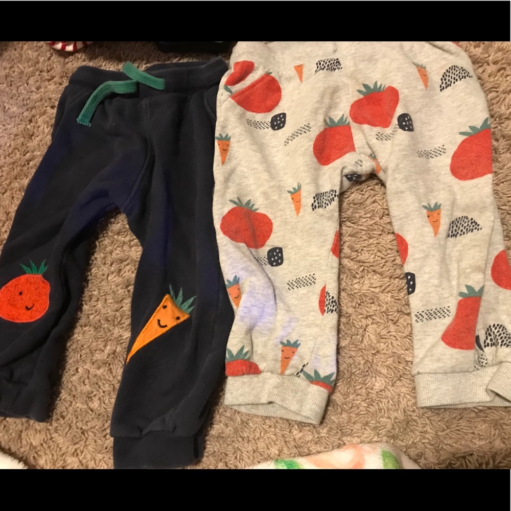 Cute Marks & Spencer’s veggie sweatpants